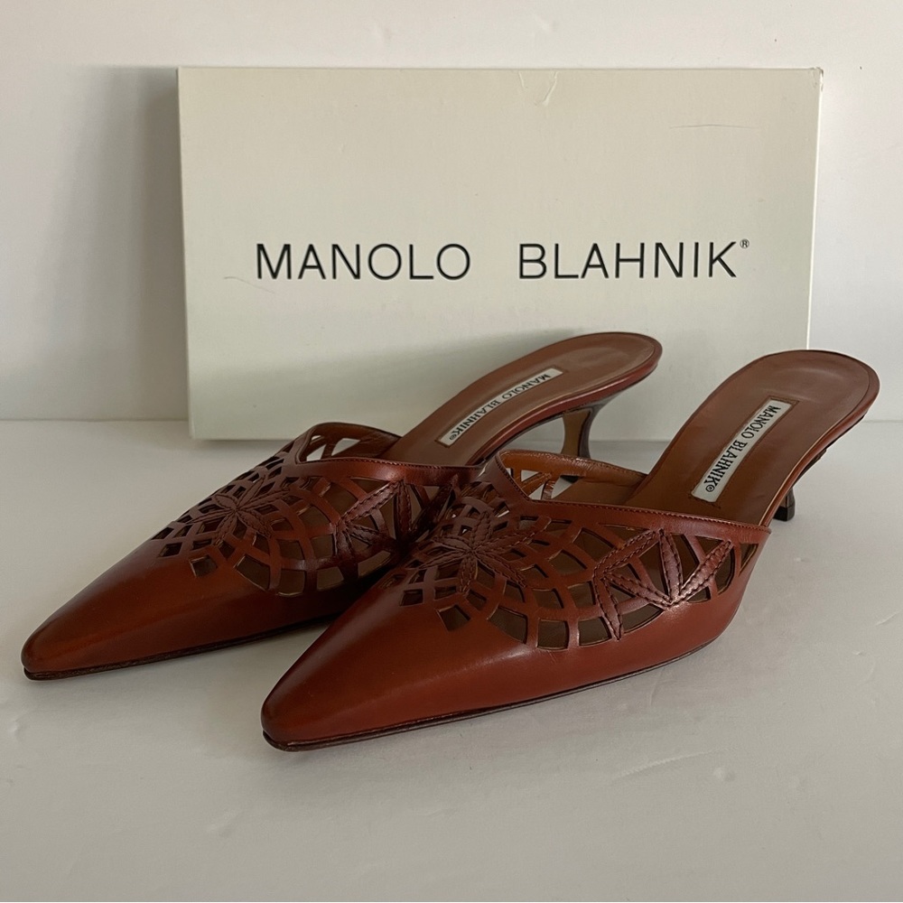 Manolo Blahnik Brown Kitten Heel Slides Mule, 38.5